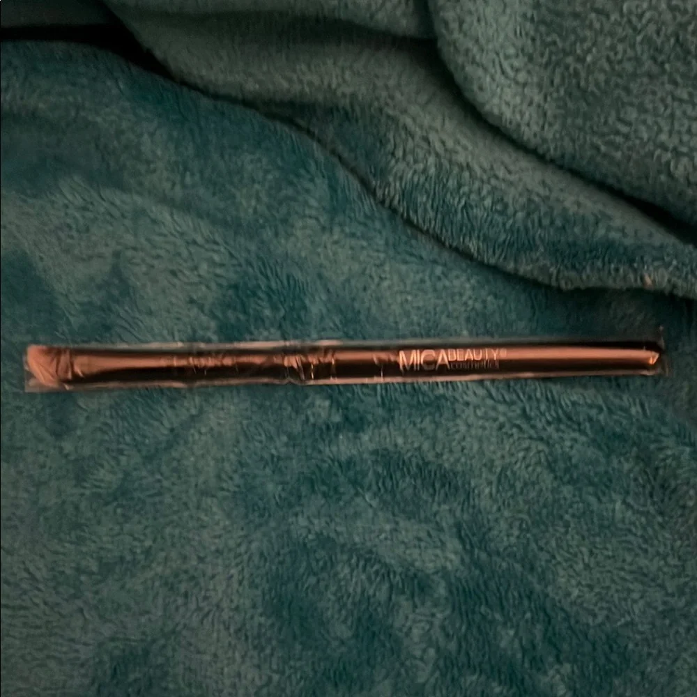 Mica angled makeup brush